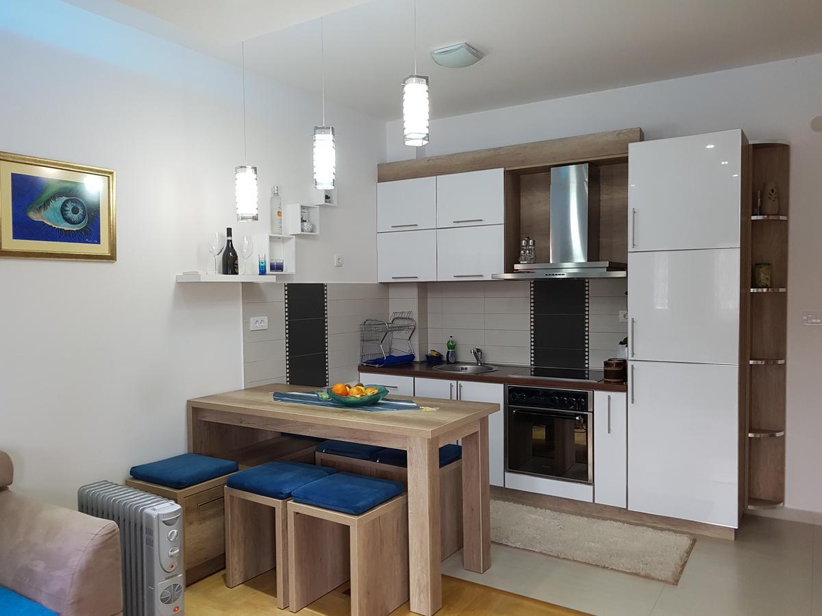 Apartman Dajana Улцинь Екстер'єр фото