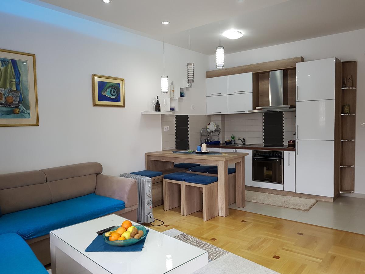 Apartman Dajana Улцинь Екстер'єр фото
