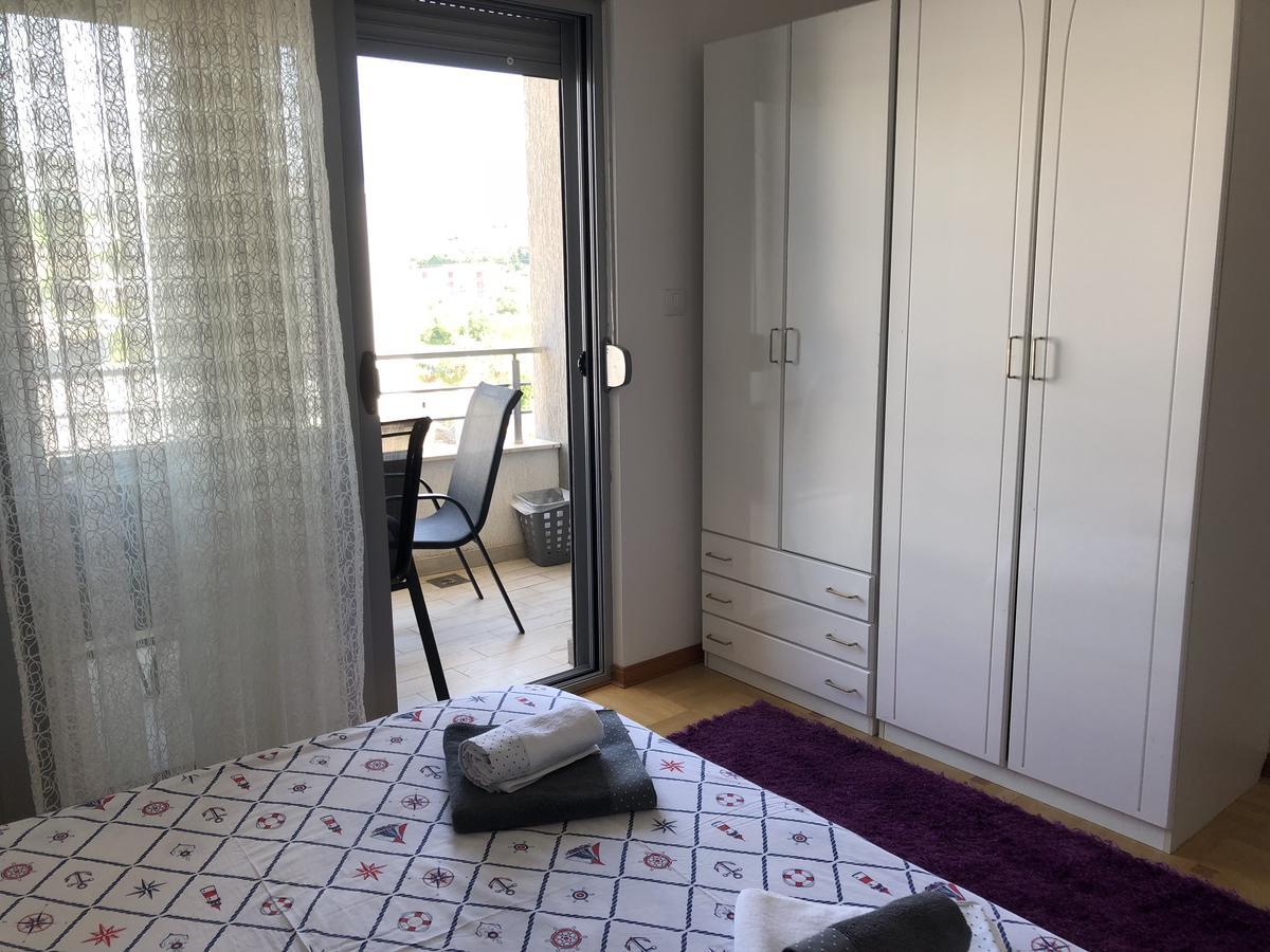 Apartman Dajana Улцинь Екстер'єр фото