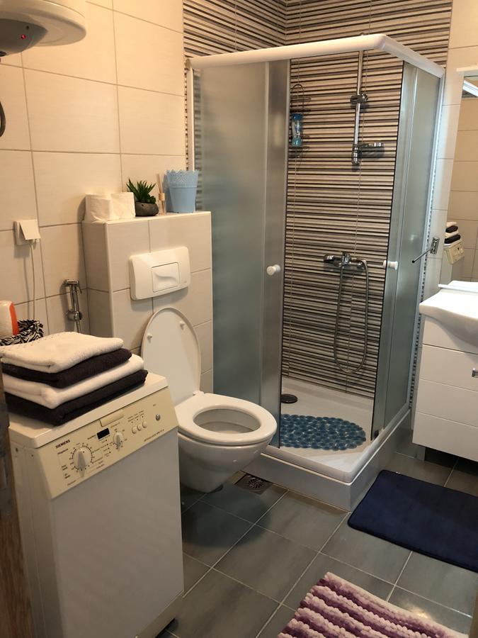 Apartman Dajana Улцинь Екстер'єр фото