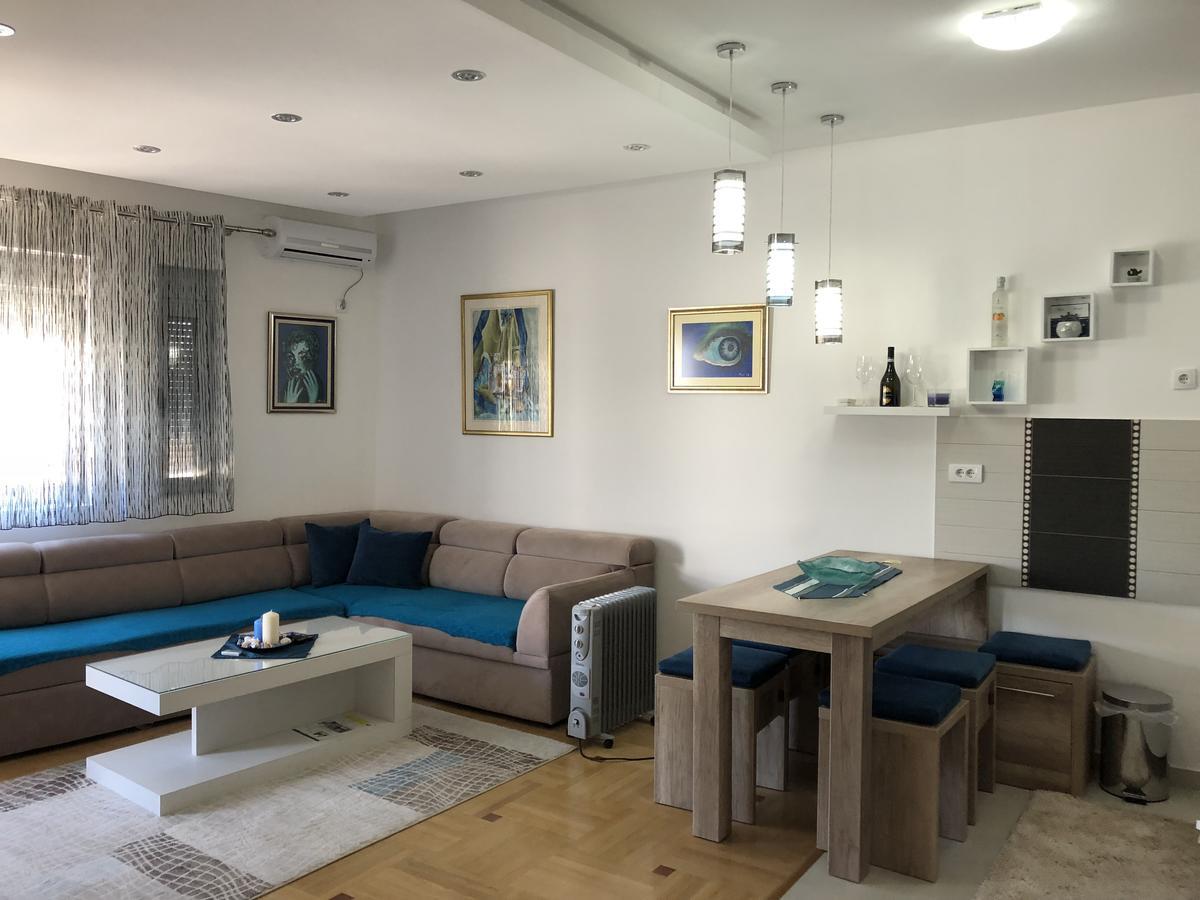 Apartman Dajana Улцинь Екстер'єр фото