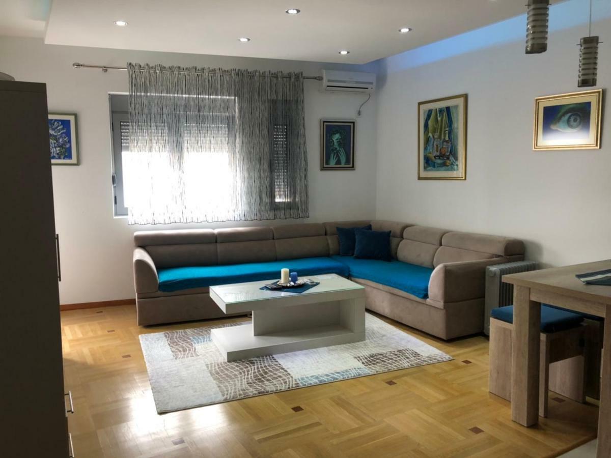 Apartman Dajana Улцинь Екстер'єр фото